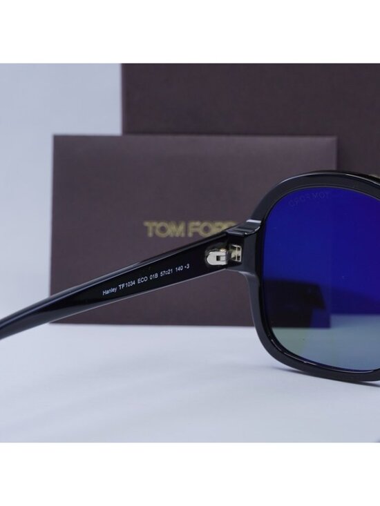 Tom Ford Hanley FT1034 01B Sunglasses Shiny Black Square Frame, Smoke Lenses main image 5